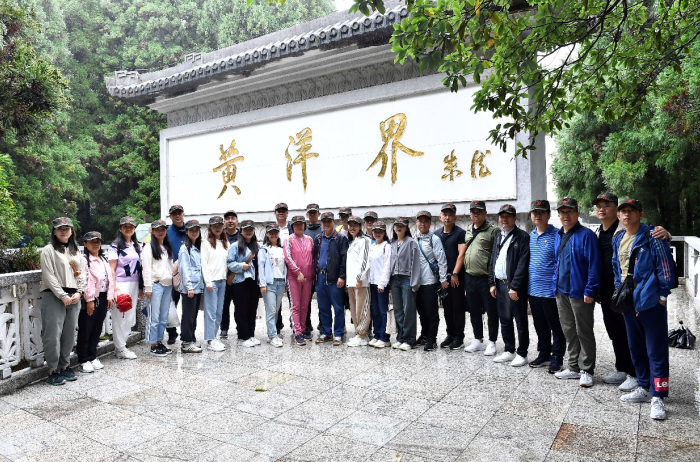 中审华3.PNG